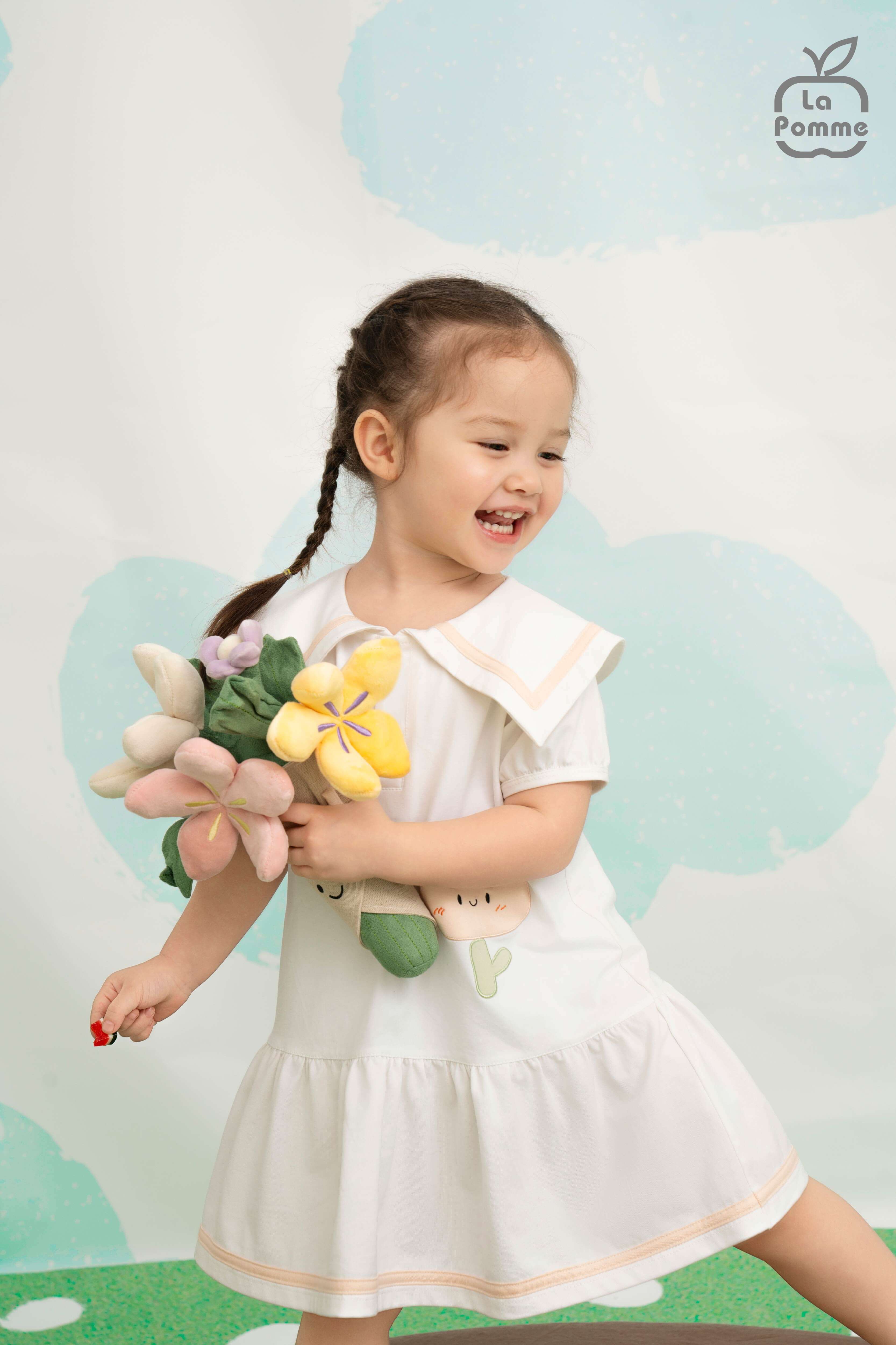 Đầm cộc tay La Pomme dạo chơi cùng nắng mai Trắng (9M,12M,18M,3Y,4Y,5Y) — ảnh 3