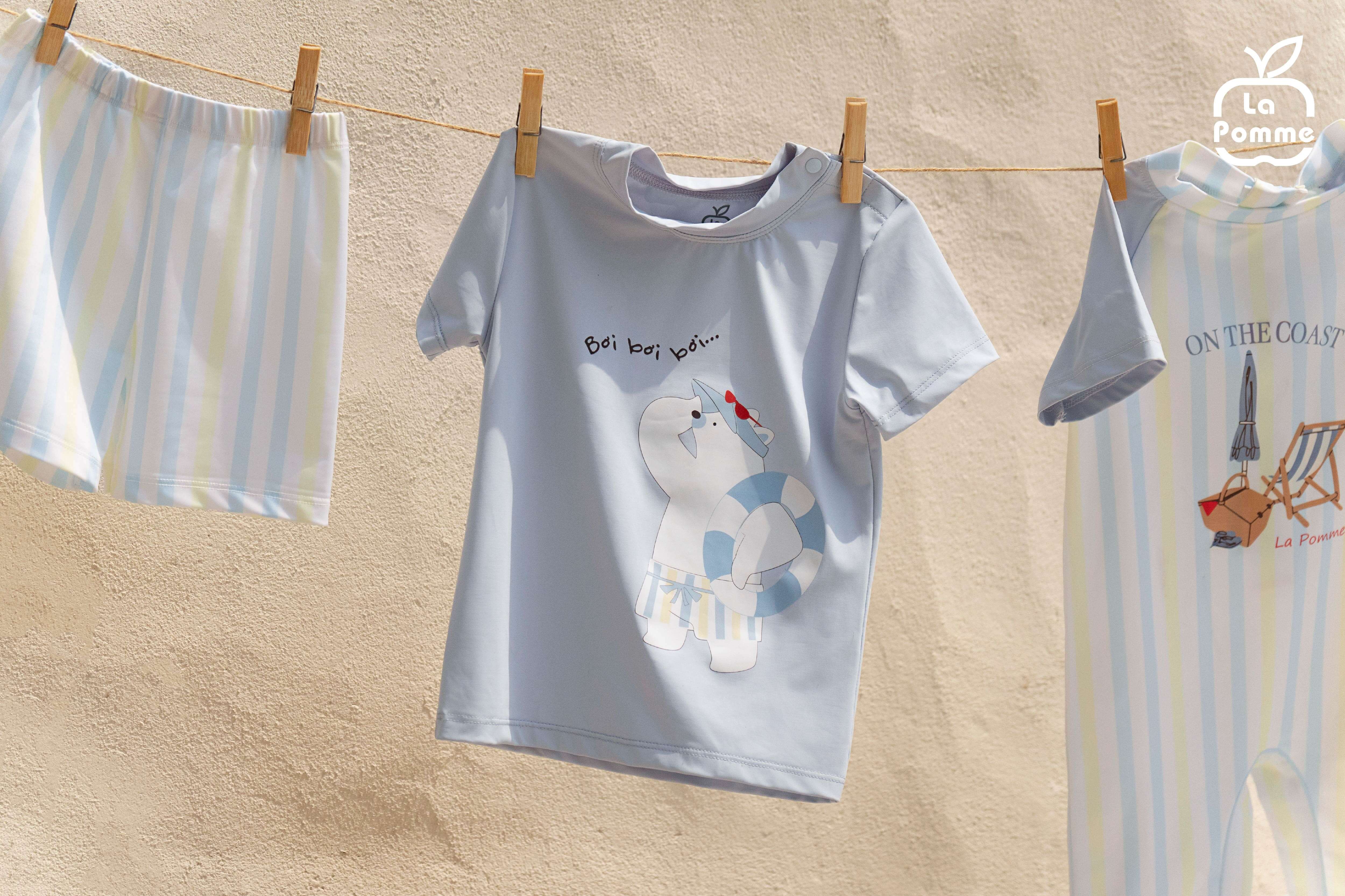 Bộ bơi rời cộc tay La Pomme gấu con đi biển Xanh nhạt (12M,18M,3Y,4Y,5Y) — ảnh 4