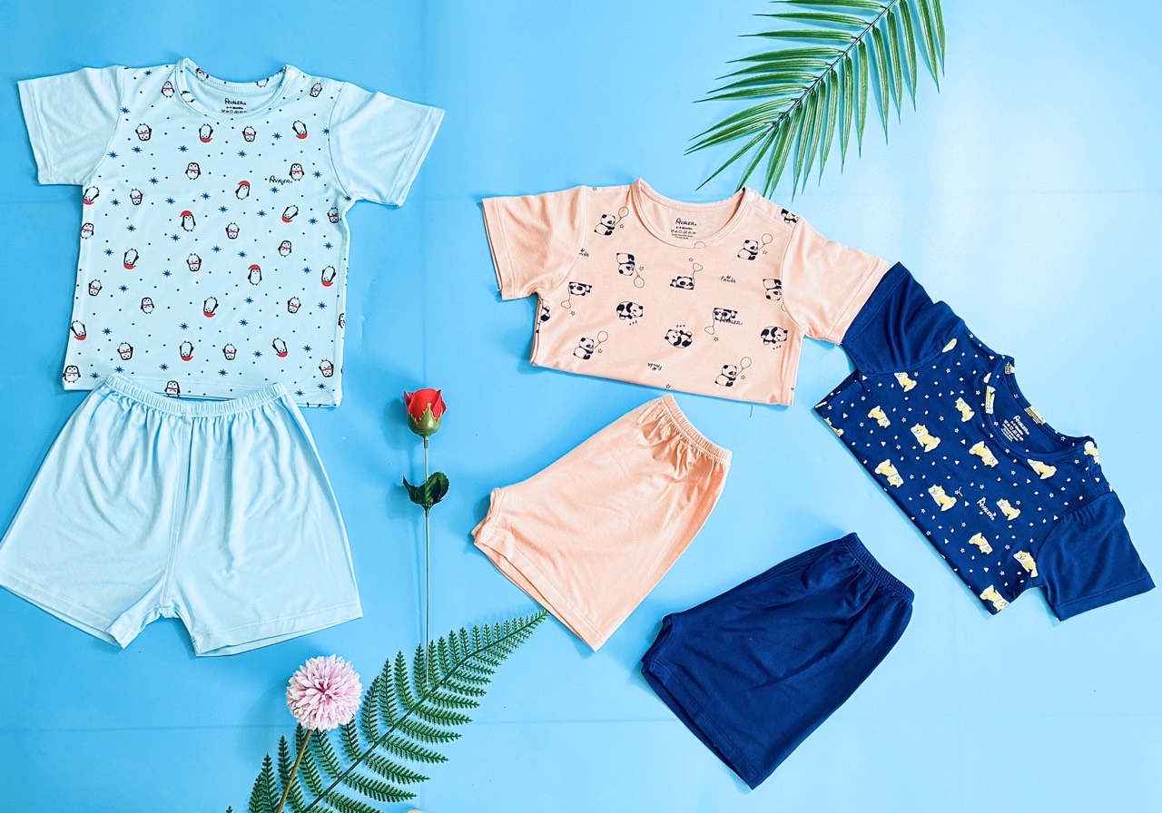 Bộ quần áo Avaler cài vai cộc màu (6-9M, 9-12M, 12-18M, 18-24M, 2-3Y, 3-4Y), (Hình Gấu, Cún Con, Cánh Cụt)