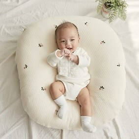 Gối chống trào Roto bebe (họa tiết Lụa gấu, Đào vàng, Đào bạc hà, Hồng chery, Ghi cá voi, Tím gấu, Vàng chim sẻ, Hoạ tiết mây, Trắng sao, Hồng gấu) — ảnh 16