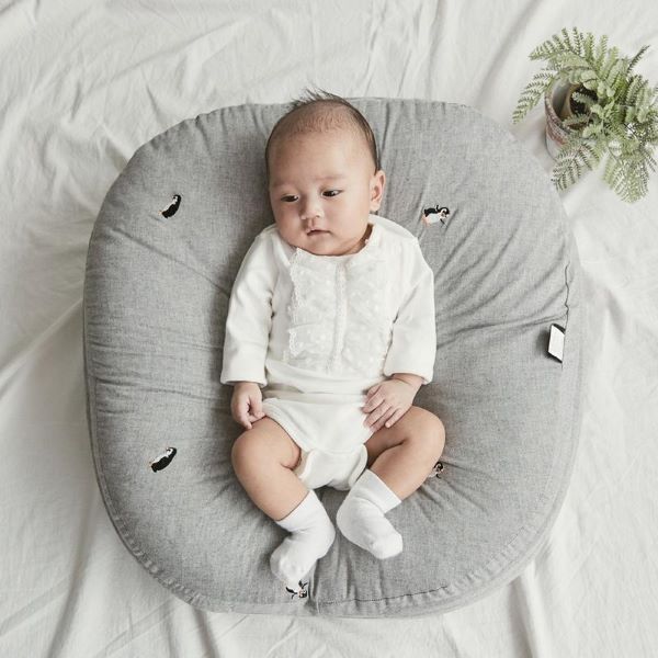 Gối chống trào Roto bebe (họa tiết Lụa gấu, Đào vàng, Đào bạc hà, Hồng chery, Ghi cá voi, Tím gấu, Vàng chim sẻ, Hoạ tiết mây, Trắng sao, Hồng gấu) — ảnh 18