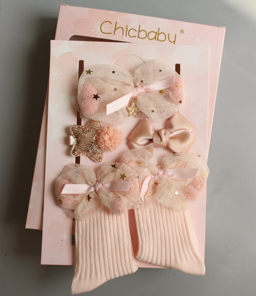 Set quà buộc tóc, kẹp tóc, tất in chữ Kids Socks Hàn Quốc Chicbaby — ảnh 3