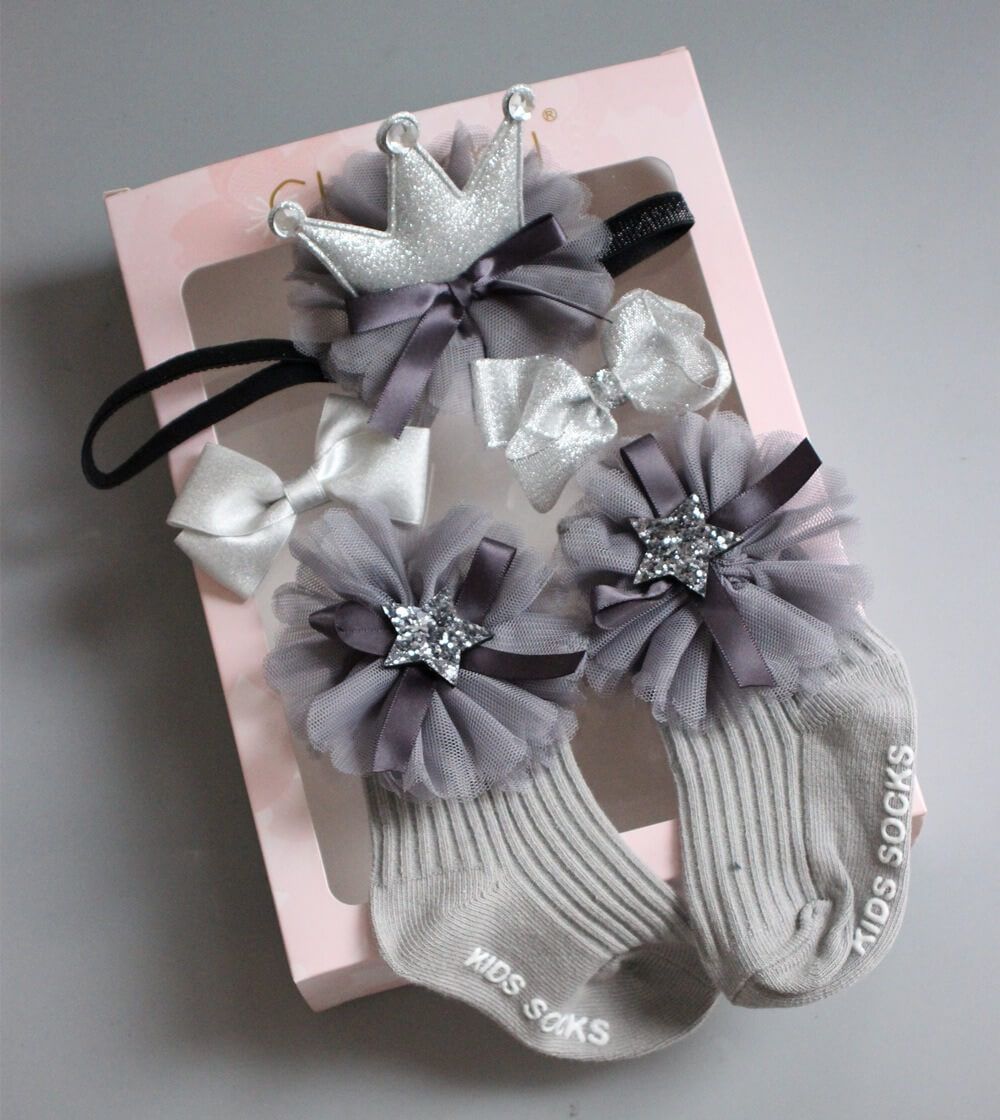 Set quà buộc tóc, kẹp tóc, tất in chữ Kids Socks Hàn Quốc Chicbaby — ảnh 5