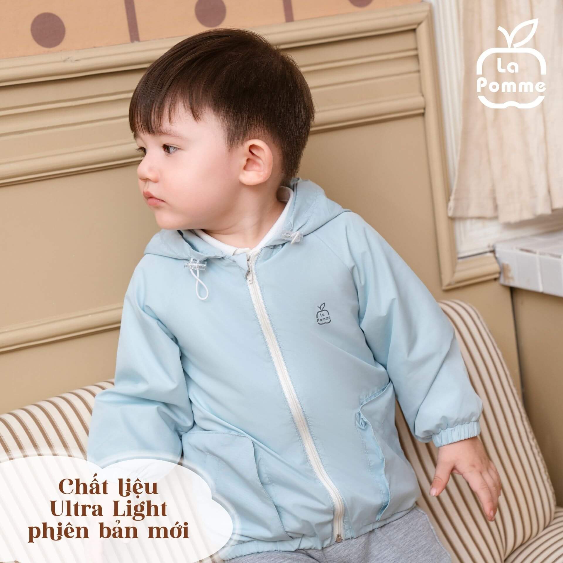 Áo khoác gió La Pomme kèm mũ túi hộp - 6M, 9M, 12M, 18M, 3Y Xanh — ảnh 3